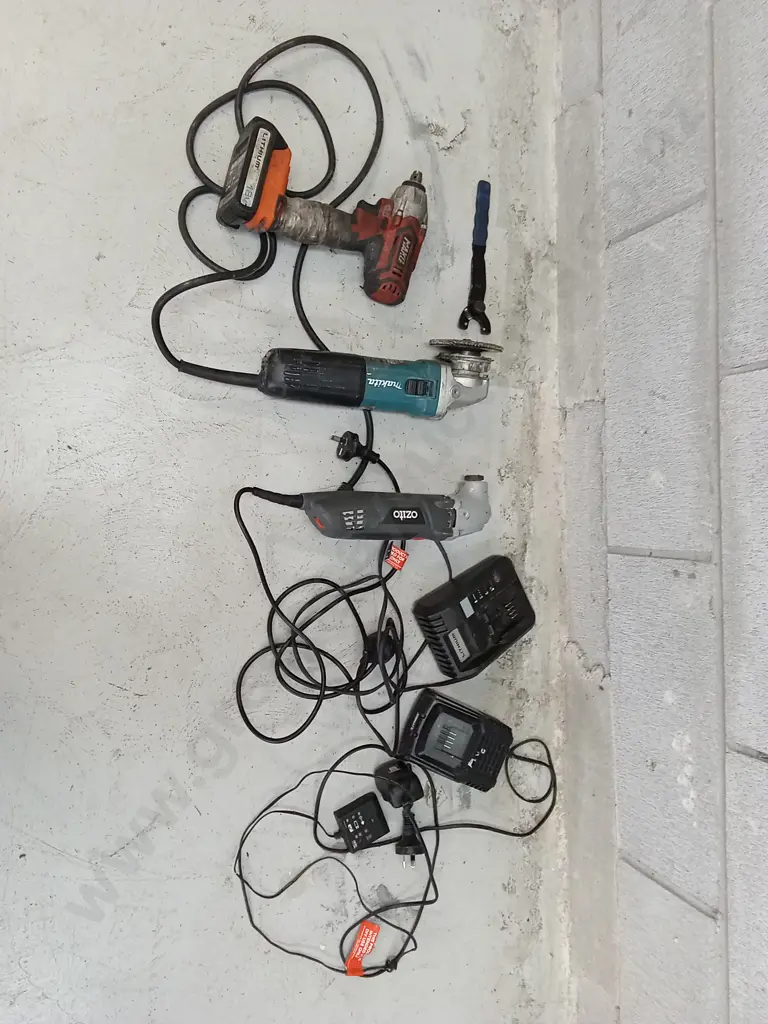 WORKING POWER TOOLS Image 1++