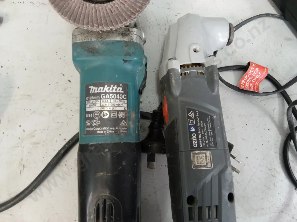 WORKING POWER TOOLS Image 1++