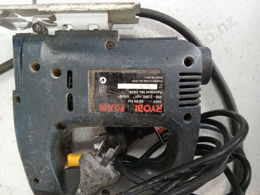 ASSORTMENT OF POWER TOOLS (ALL WORKING TOOLS EXCEPT BLACK AND DECKER) Image 1++