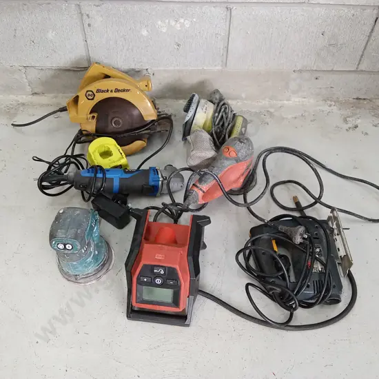 ASSORTMENT OF POWER TOOLS (ALL WORKING TOOLS EXCEPT BLACK AND DECKER)