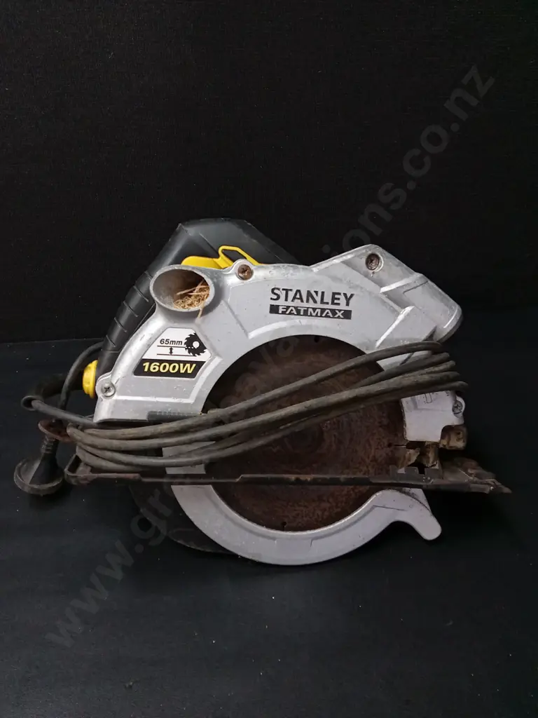 STANLEY FATMAX 1600W CIRCULAR SAW WORKING Image 1++