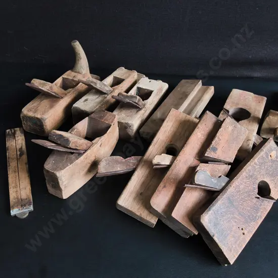 COLLECTION OF VINTAGE WOOD PLANES AND FOLDING RULER