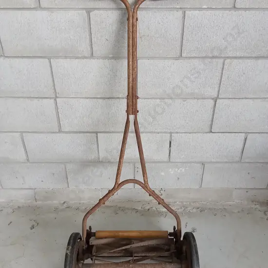 VINTAGE HAND PUSH GRASS MOWER