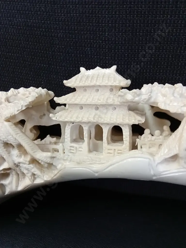CHINESE FAUX IVORY CARVED TUSK VILLAGE SCENE L40CM Image 1++