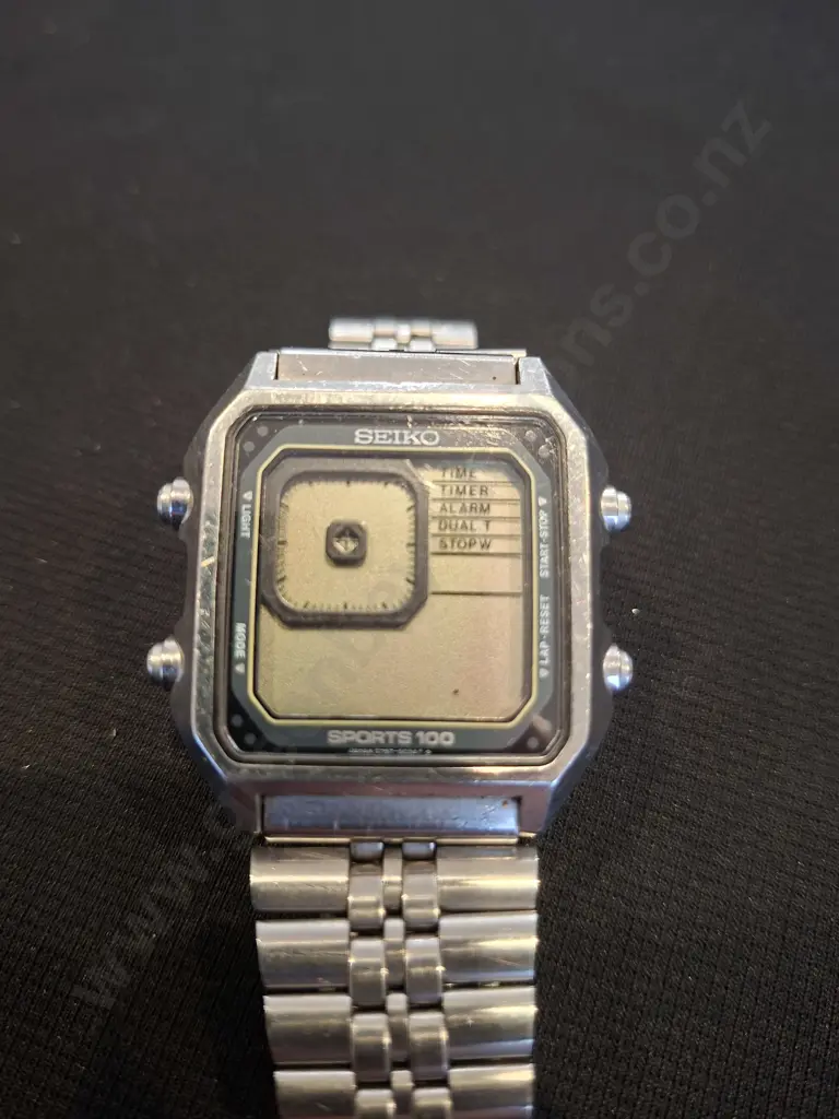 WATCH SEIKO G757 - 5040 SPORTS 100 DIGITAL WATCH Image 1++