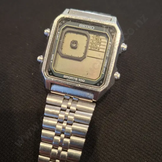 WATCH SEIKO G757 - 5040 SPORTS 100 DIGITAL WATCH