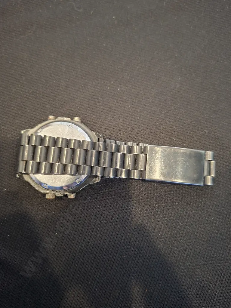 WATCH UNBRANDED DIGITAL / ANALOGUE WATCH WITH ROTATING BEZEL Image 1++