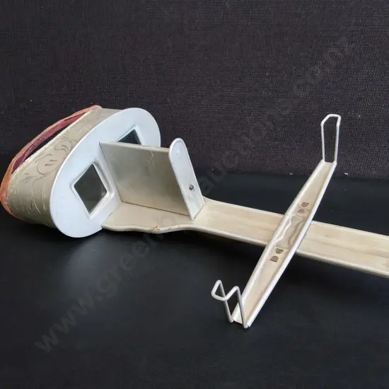 VINTAGE STEREOSCOPE AND STEREOSCOPE VIEWING CARDS
