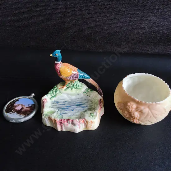 3 PIECES VINTAGE DECORATIVE ITEMS,TALLEST H 9 CM