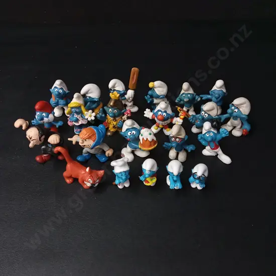22 VINTAGE SMURFS TALLEST H6.5CM