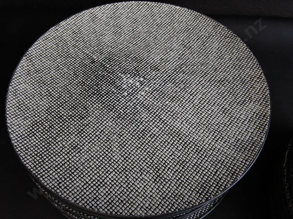 SET OF 16 PLATES, WIDEST DIA 27 CM Image 1++