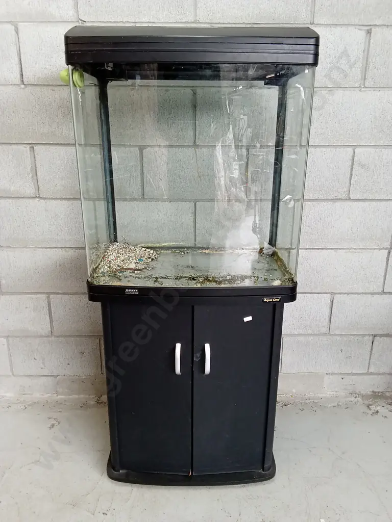 AQUARIUM TANK ON CABINET, H 143CM X W 62CM X D 38CM Image 1++