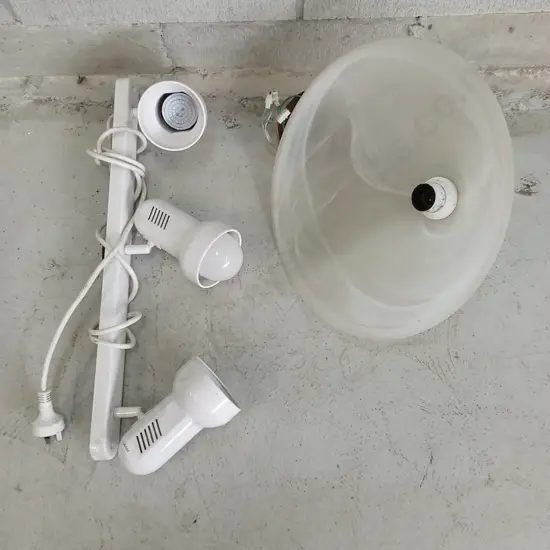 LIGHT FIXTURES
