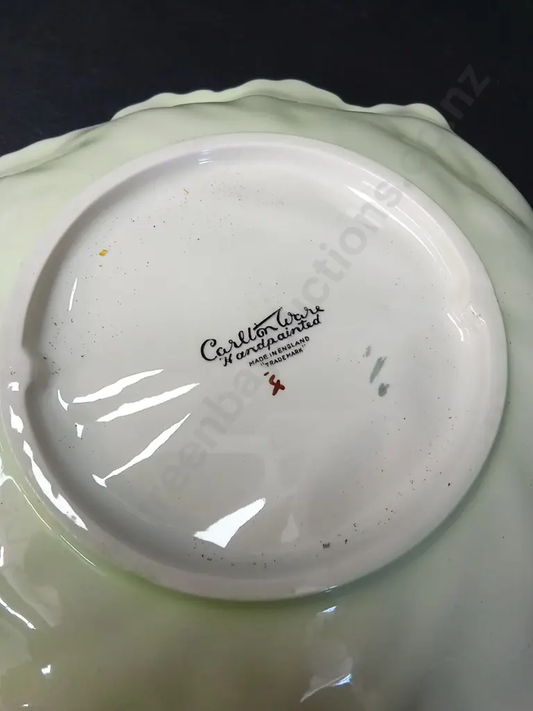 VINTAGE CARLTON WARE LEAF-SHAPED CERAMIC SERVING BOWL L25CM Image 1++