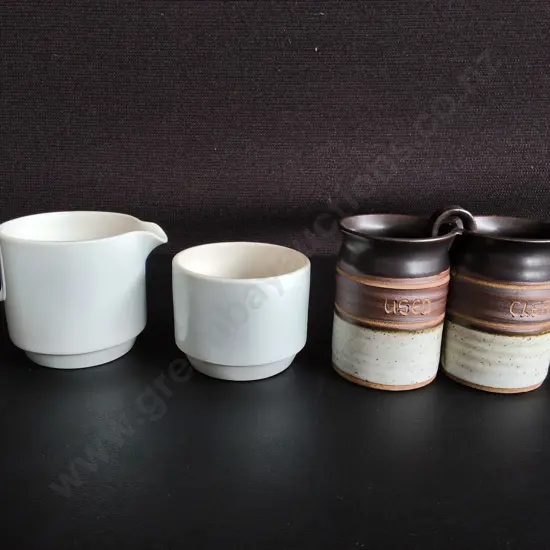 VINTAGE NZ POTTERY, INCLUDING CROWN LYNN STACKING CREAMER