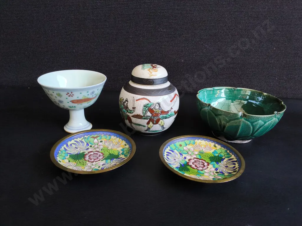 VINTAGE CHINESE PORCELAIN AND CLOISONNÉ ENAMEL ITEMS, 5 PIECES, TALLEST H 9 CM Image 1++