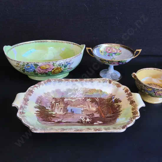 VINTAGE MALING POTTERY LUSTREWARE COLLECTION, 4 PIECES, WIDEST W 31 CM