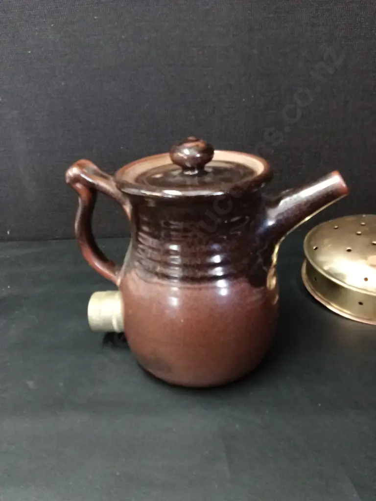 TEAPOT H21CM AND VINTAGE BED WARMER Image 1++