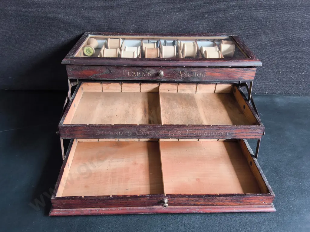ANTIQUE CLARK'S "ANCHOR" STRANDED COTTON FOR EMBROIDERY WOODEN SEWING THREAD DISPLAY AND STIRAGE CABINET, W 40 CM Image 1++