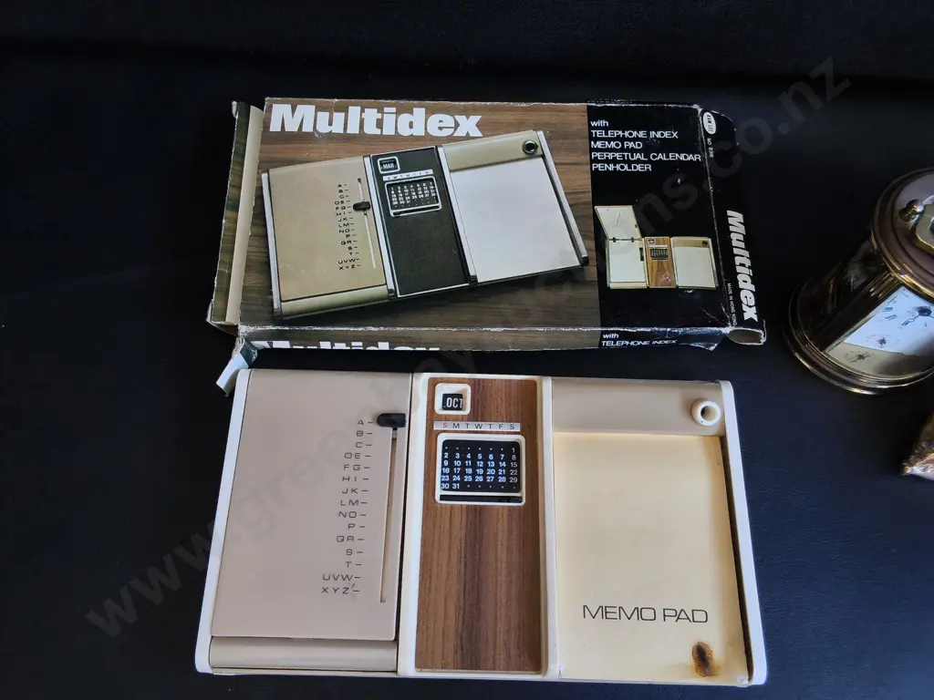 VINTAGE MID CENTURY DESK ACCESSORIES, INCLUDING BOXED MULTIDEX DESK ORGANIZER, CARRIAGE CLOCK, AND METAL MOUSE Image 1++