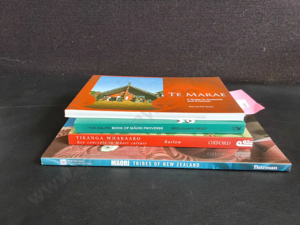 4 BOOKS ON MĀORI CULTURE Image 1++