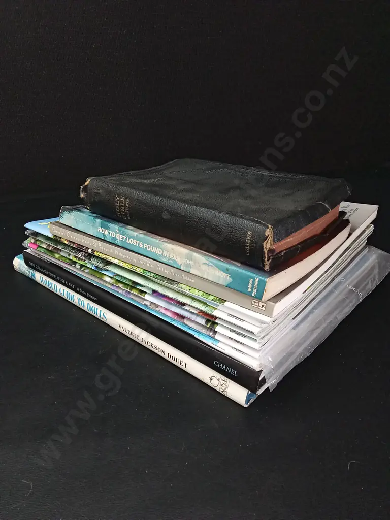 BOOKS AND MAGAZINES Image 1++