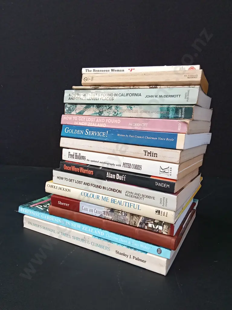 16 BOOKS Image 1++