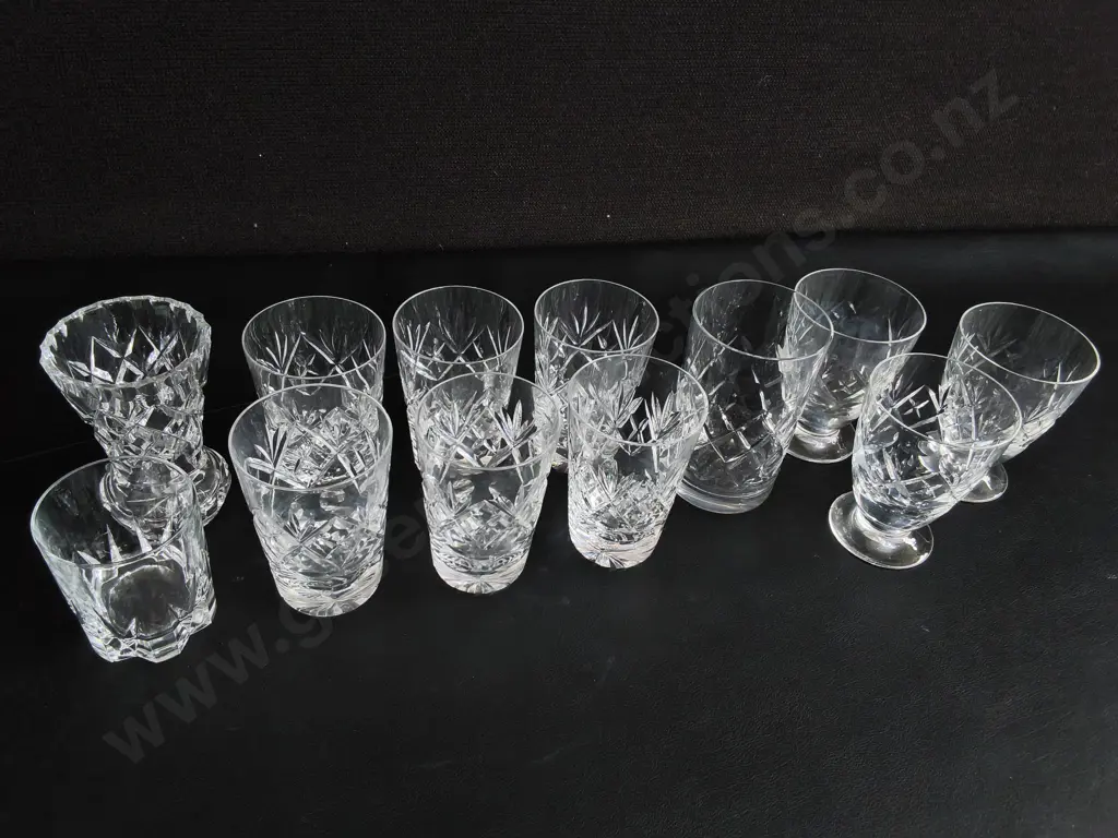 MIX OF GLASSWARE, 12 PIECES, H 10 CM Image 1++