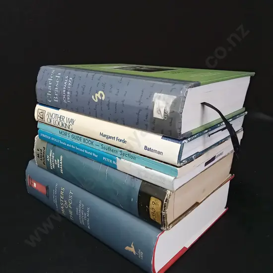 6 BOOKS ABOUT NZ HISTORY AND BIOGRAPHIES