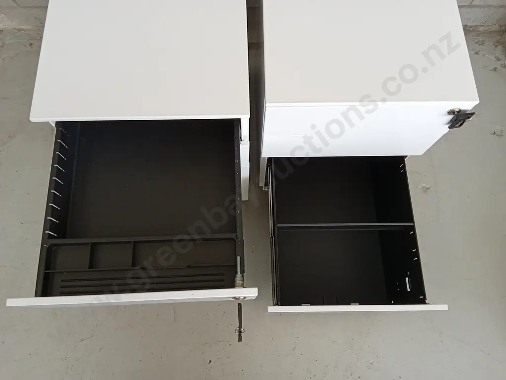 TWO UNDER DESK MOBILES WITH KEY, H 60CM X W 39CM X D 52CM Image 1++