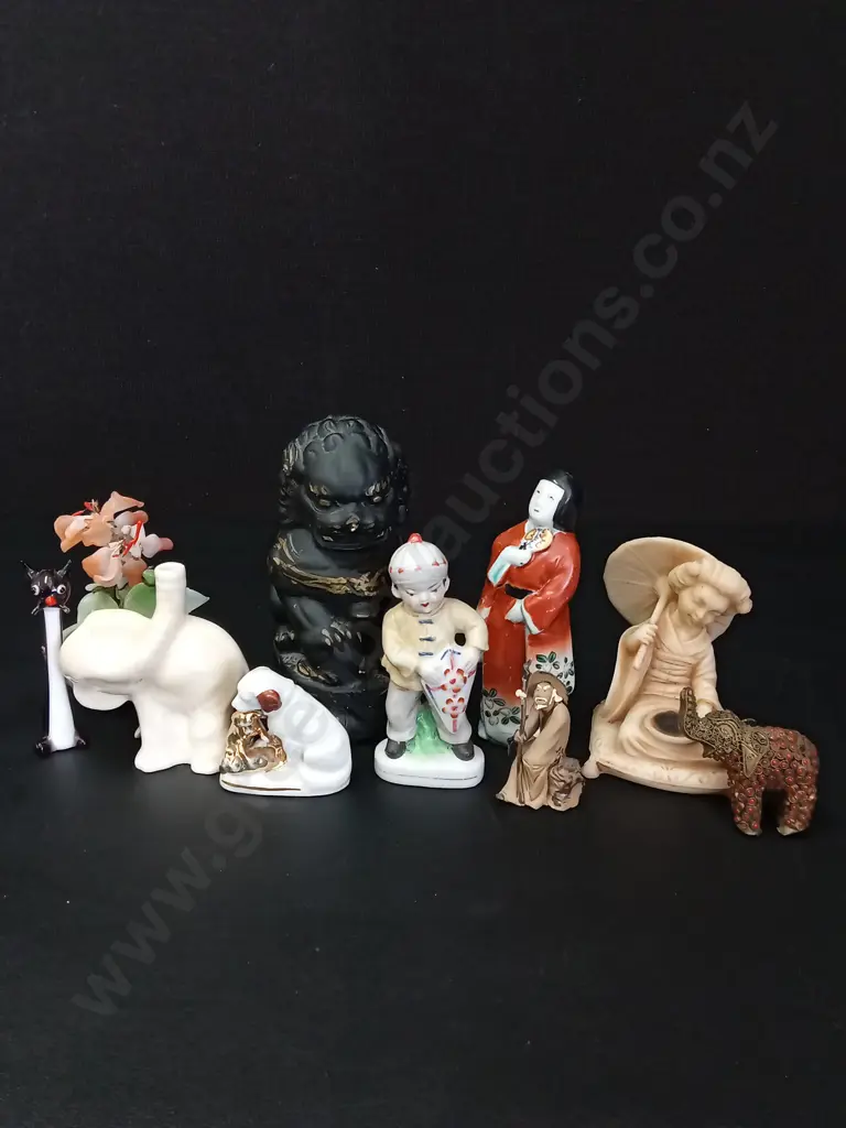 10 DECORATIVE FIGURES TALLEST H15CM Image 1++