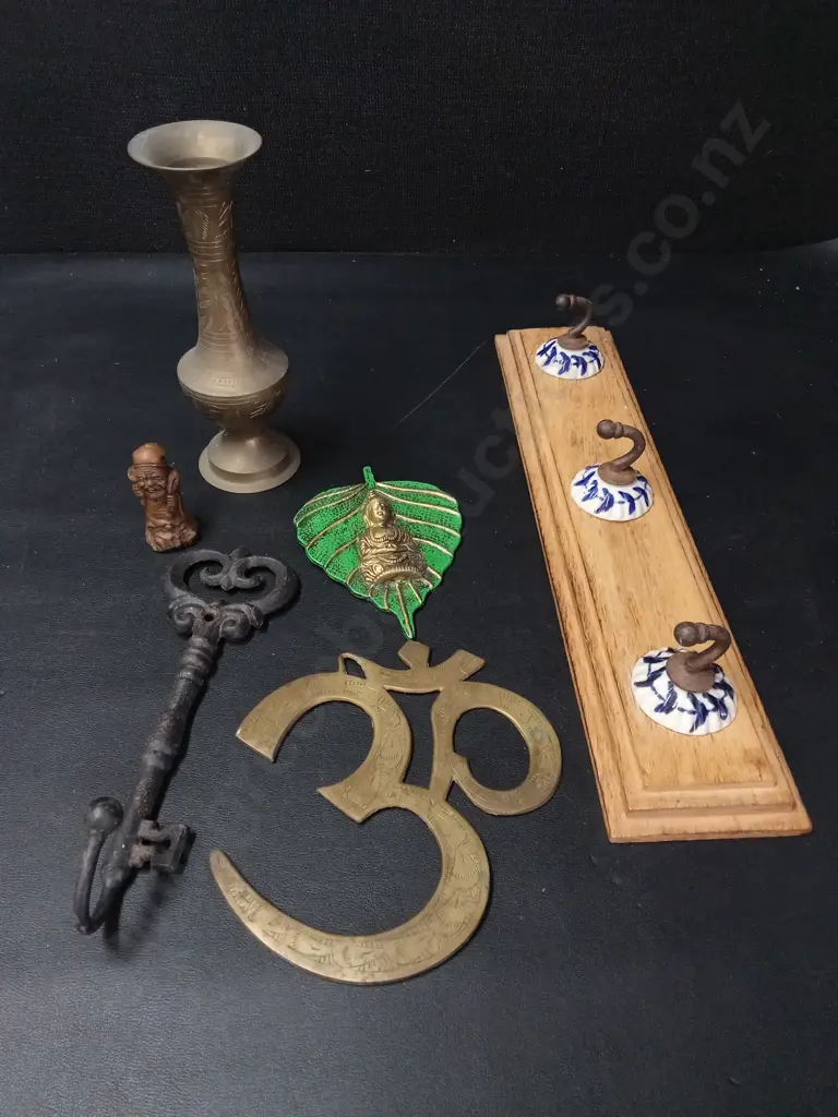 MIX OF ITEMS Image 1++