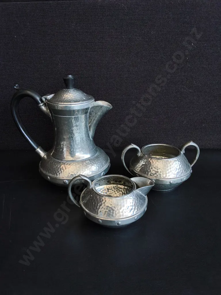 VINTAGE 3 PIECE CRAFTSMAN SHEFIELD HAMMERED PEWTER TEA/ COFFEE SERVICE SET, TALLEST H 19 CM Image 1++