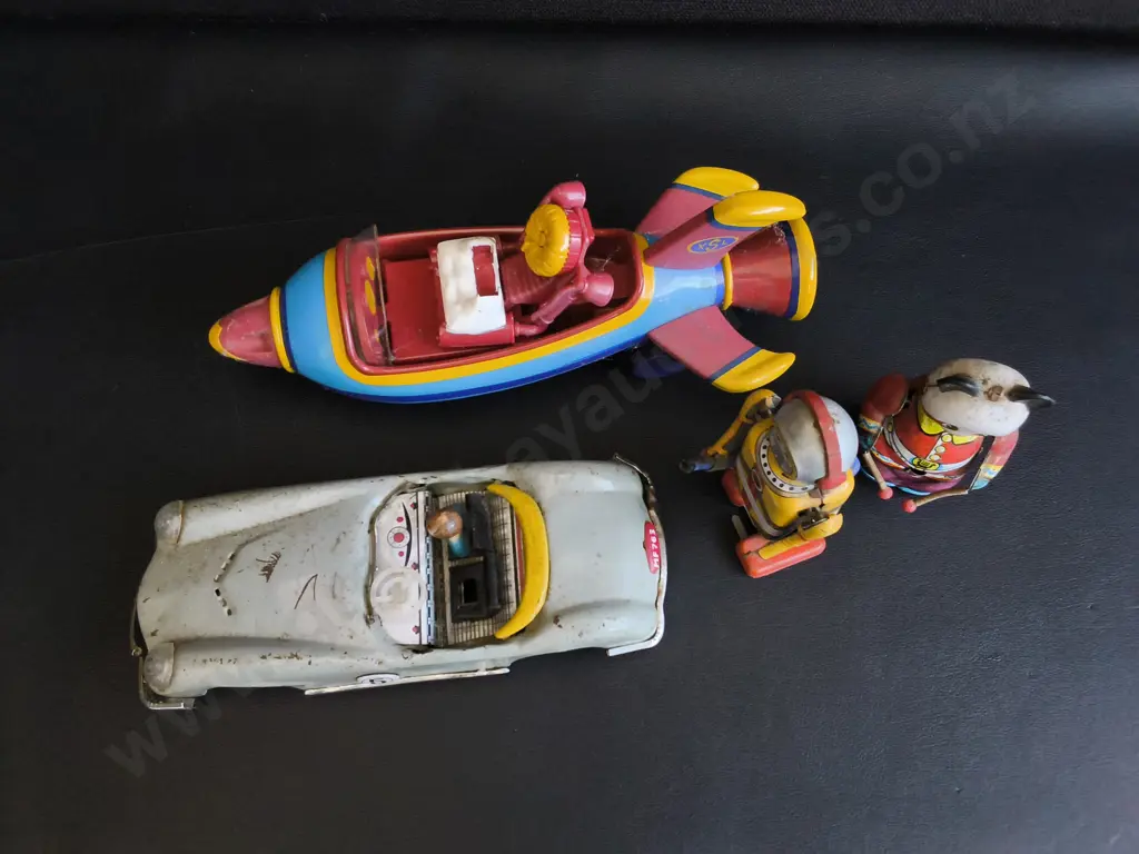 COLLECTION OF VINTAGE TIN AND MECHANICAL TOYS, 4 PIECES, WIDEST W 26 CM Image 1++