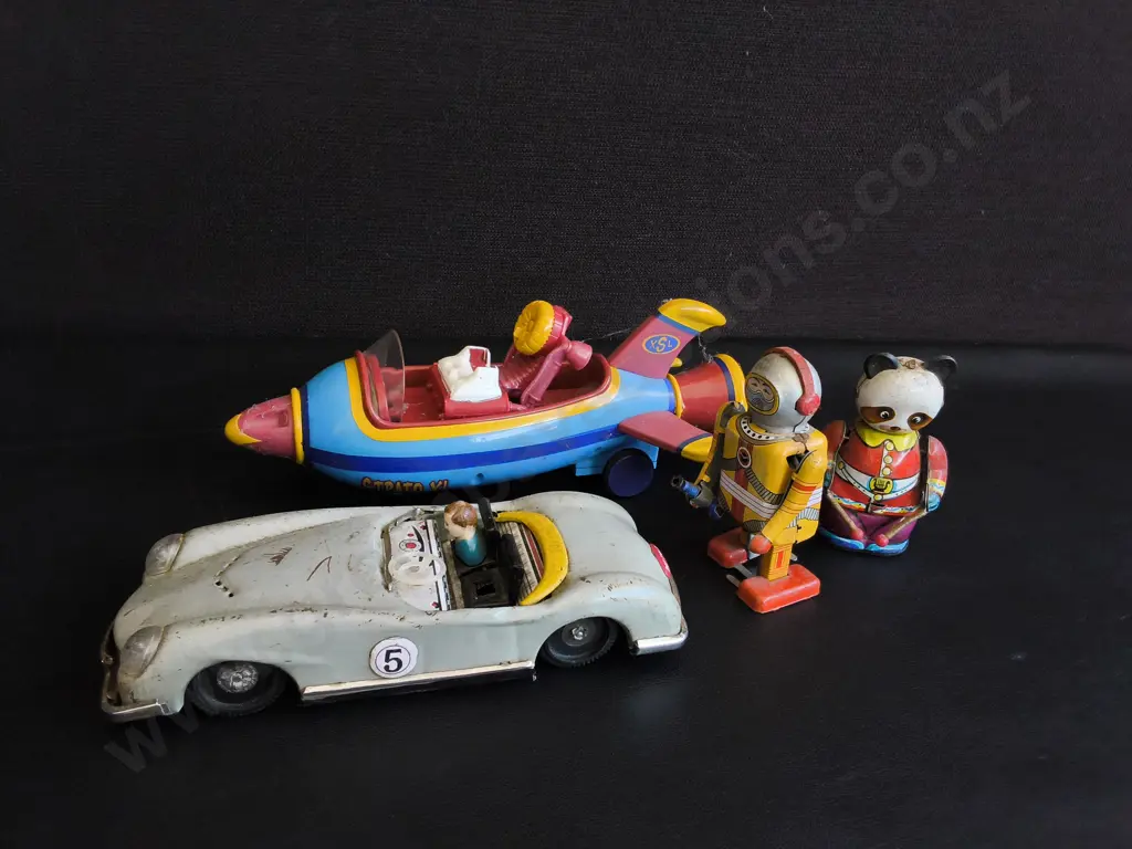 COLLECTION OF VINTAGE TIN AND MECHANICAL TOYS, 4 PIECES, WIDEST W 26 CM Image 1++
