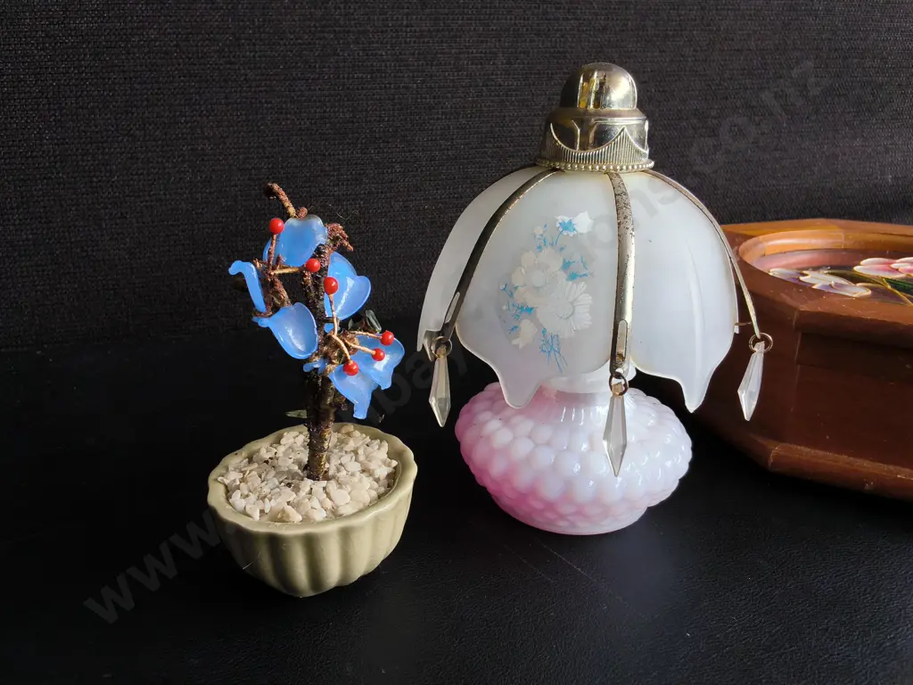 4 PIECES VINTAGE DECOR, TALLEST H 14 CM Image 1++