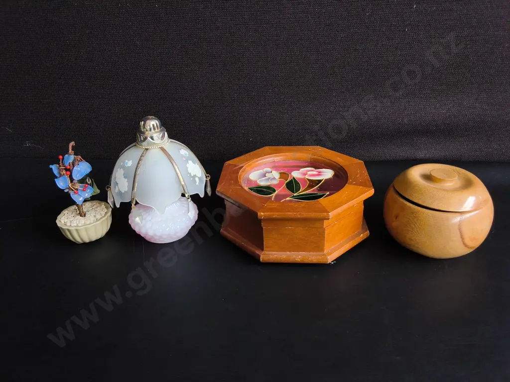 4 PIECES VINTAGE DECOR, TALLEST H 14 CM Image 1++