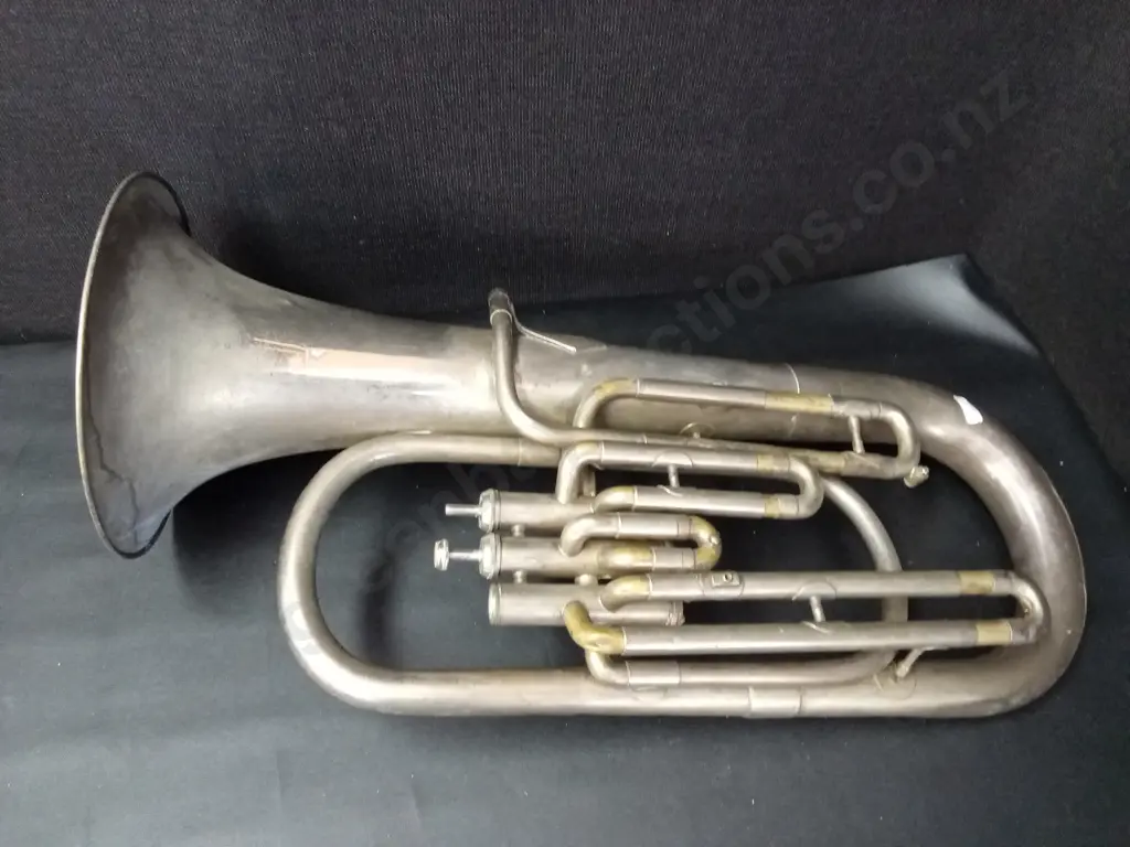 VINTAGE BRASS BARATONE HORN (INCOMPLETE) Image 1++