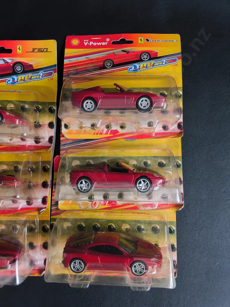 6 PIECE COLLECTION OF BRAND NEW 1:38 SCALE HOT WHEELS SHELL V-POWER FERRARI DIE CAST MODEL CARS Image 1++