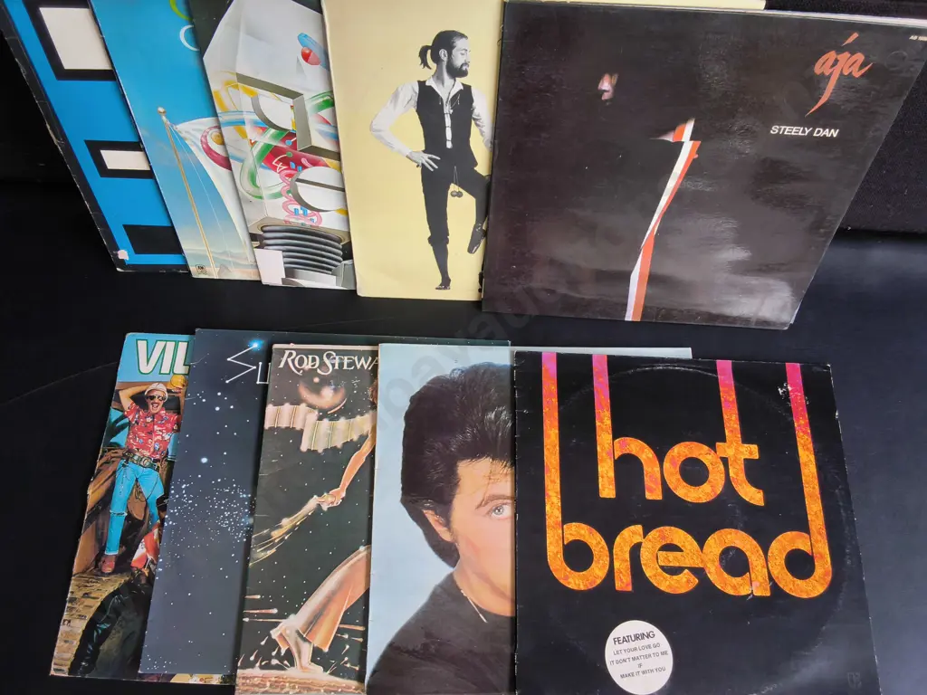 10 VINTAGE RECORDS Image 1++