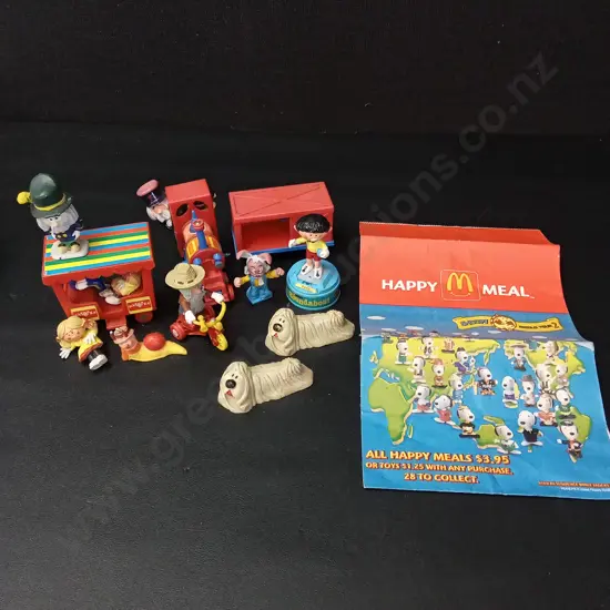 VINTAGE COLLECTION OF THE MAGIC ROUNDABOUT TOYS AND SNOOPY MCDONALD'S BAG