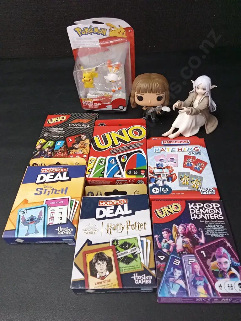 MIX OF AND TOYS Image 1++