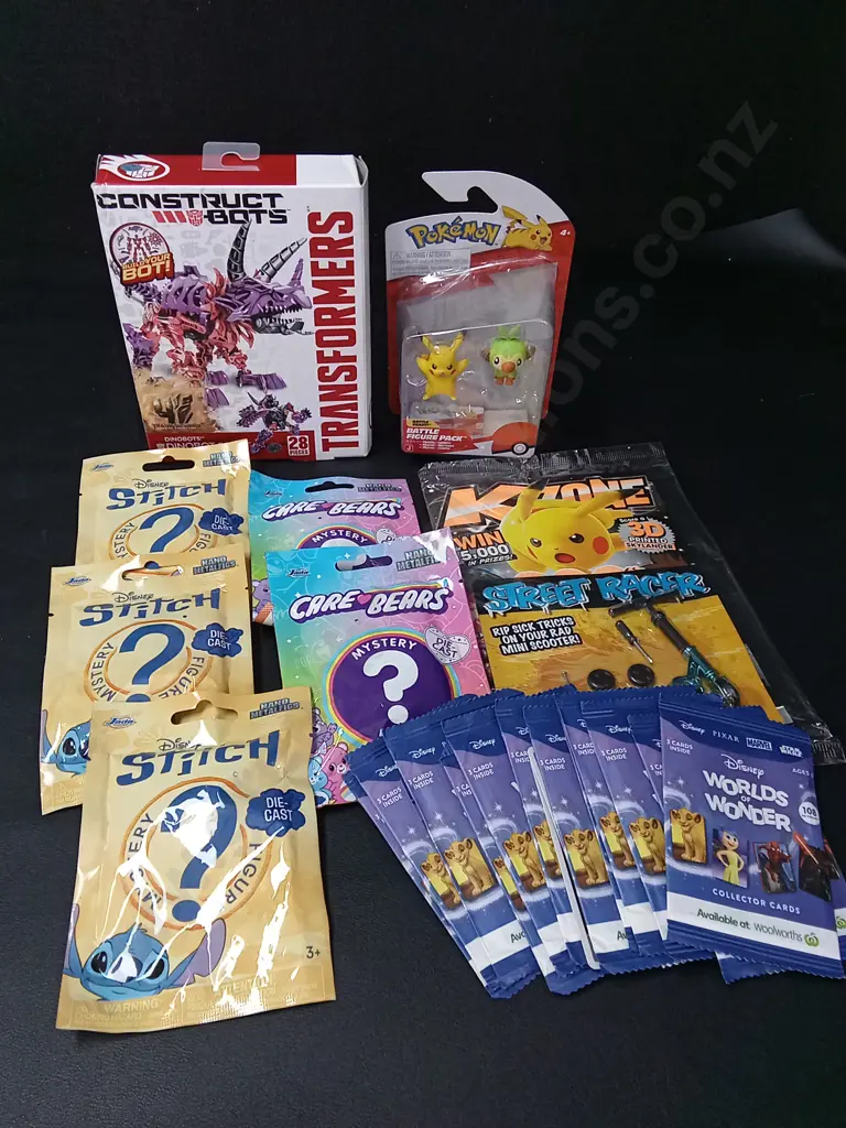 ASSORTED TOYS Image 1++