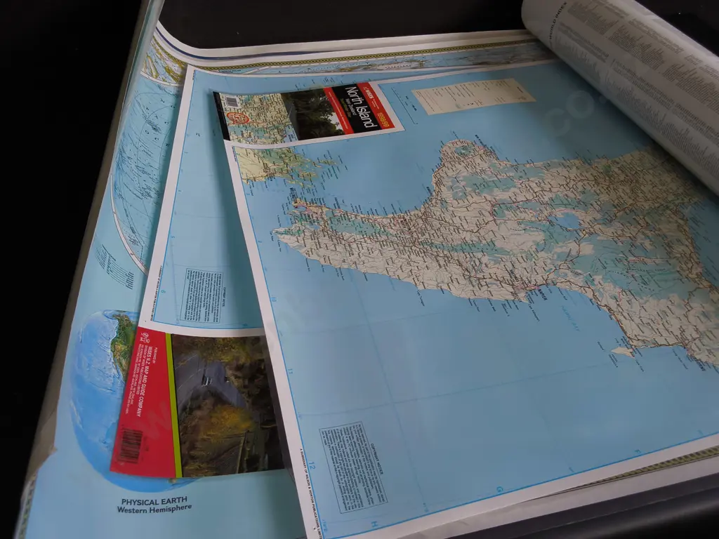 4 LARGE LAMINATED MAP POSTERS Image 1++
