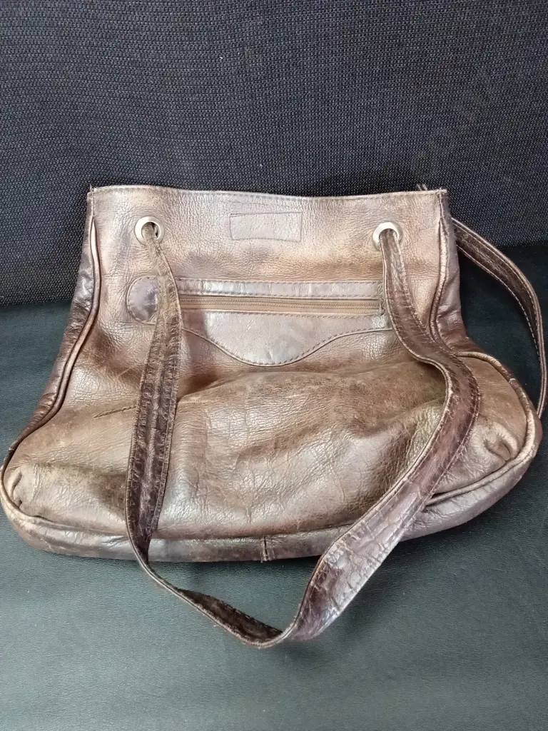 2 PURSES, 1 GENUINE LEATHER Image 1++