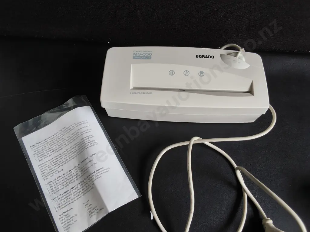 DORADO MS-550 PAPER SHREDDER WITH MANUAL Image 1++