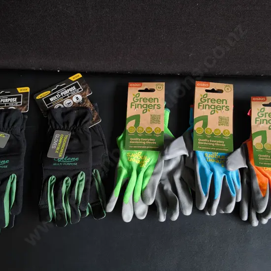 5 BRAND NEW PAIR OF WORK/ GARDEN GLOVES