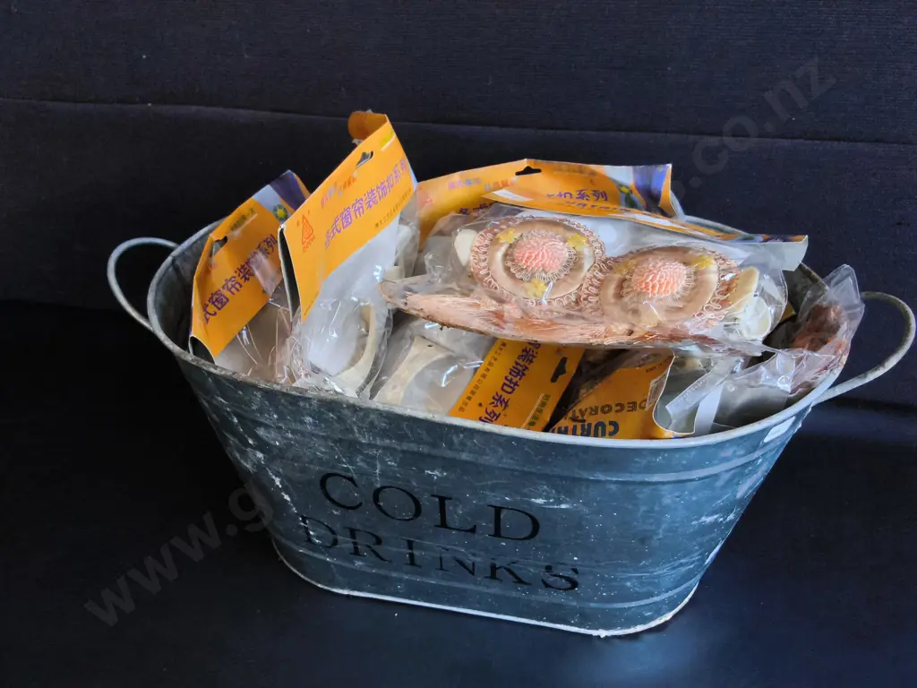 BUCKET OF BRAND NEW CURTAIN BUTTONS Image 1++