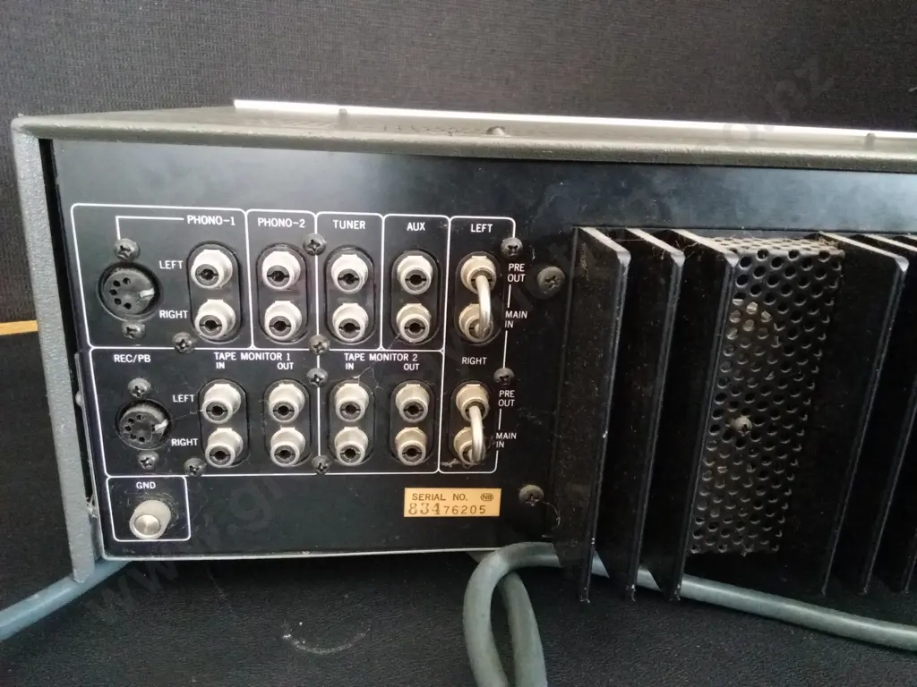 WORKING ROTEL INTERGRATED STEREO AMPLIFIER RA-913 Image 1++