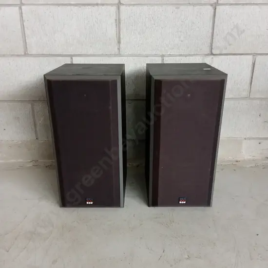 PAIR OF B&W DM 560 LOUD SPEAKERS